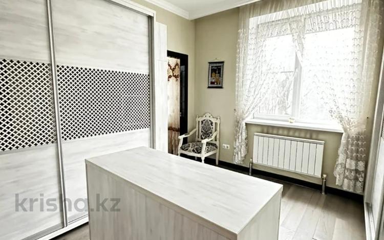 5-бөлмелі пәтер · 160 м² · 4/14 қабат, Зенкова 59, бағасы: 200 млн ₸ в Алматы, Медеуский р-н — фото 3