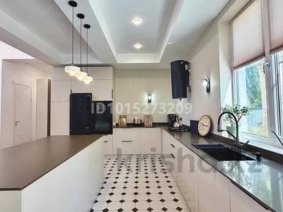 Отдельный дом · 4 комнаты · 180 м² · 12 сот., Аманжолова за 1.6 млн ₸ в Байбулаке