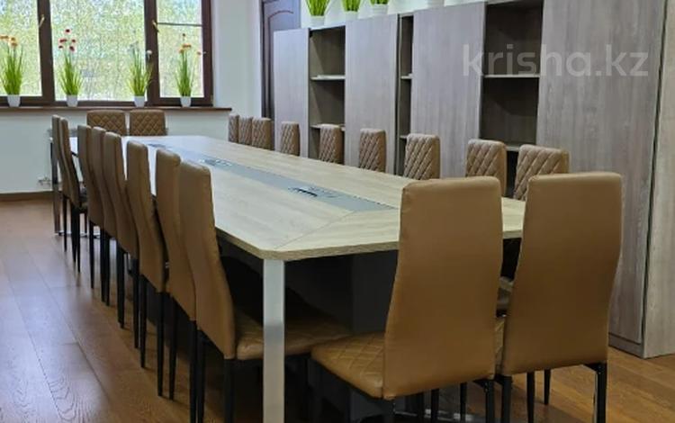 Еркін, кеңселер, қоймалар, білім орталықтары, конференц-залдар, кабинеттер және жұмыс орындары · 1300 м², бағасы: 6.5 млн ₸ в Астане — фото 4