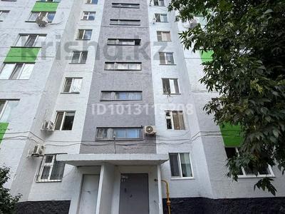 3-бөлмелі пәтер · 70 м², Строитель ш/а. 34, бағасы: 22 млн ₸ в Уральске, мкр Строитель