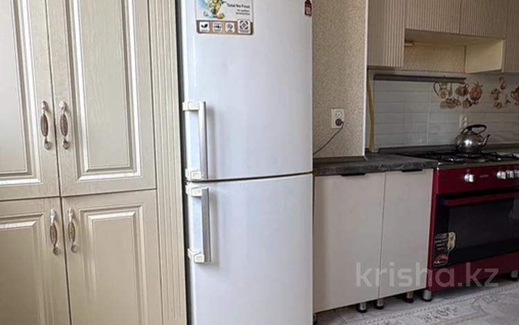 4-бөлмелі пәтер · 90 м², 27-ш/а. 53, бағасы: 30 млн ₸ в Актау, 27-й мкр — фото 2