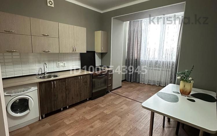1-комнатная квартира · 50 м² · 5/9 этаж, мкр. Алтын орда, Баишева 7а за 150 000 〒 в Актобе — фото 2