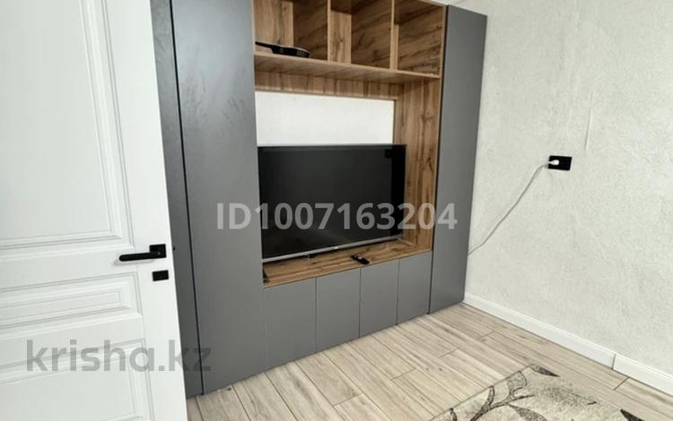 3-комнатная квартира · 61.6 м² · 5/5 этаж, Алипова 2 — Азаттык проспект, Алипова 2. Остоновка Санатория за 16 млн ₸ в Атырау — фото 2