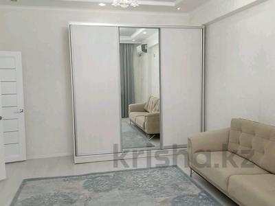 1-комнатная квартира · 55 м² · 3/9 этаж, Габдиева 47А за 200 000 ₸ в Атырау