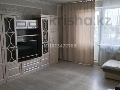 2-бөлмелі пәтер · 54 м² · 3/5 қабат, Жас алаш 4 6а — На Юности , бағасы: 200 000 ₸ в Семее