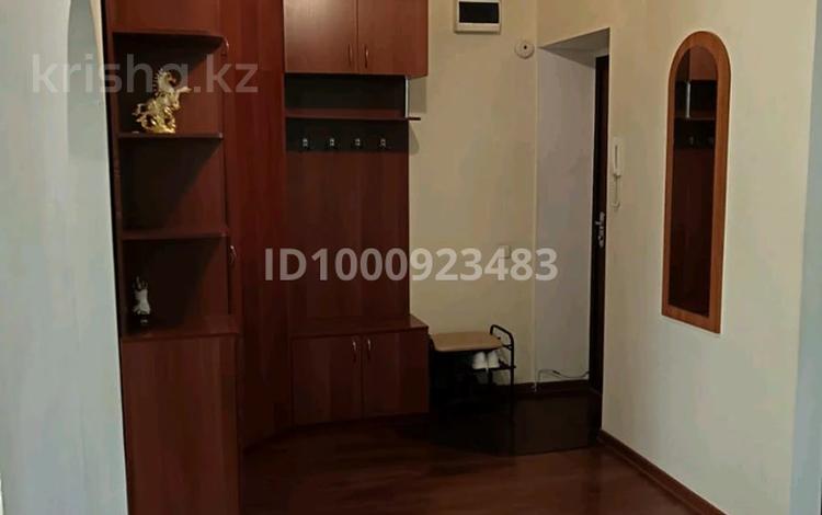 3-бөлмелі пәтер · 80 м² · 2/5 қабат, мкр Кунаева 74, бағасы: 200 000 ₸ в Уральске — фото 2