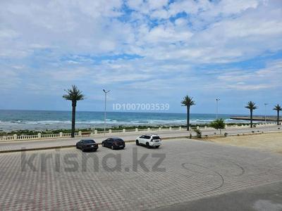 Отдельный дом · 3 комнаты · 140 м² · 1 сот., мкр "Самал", Мкр Самал 4/9 за 90 млн 〒 в Актау, мкр "Самал"