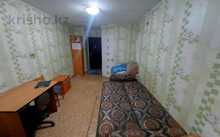 1-бөлмелі пәтер · 18 м² · 1/5 қабат, Уральская, бағасы: 5.3 млн ₸ в Семее — фото 6