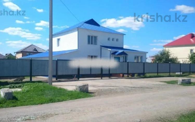 Отдельный дом · 5 комнат · 190 м² · 14 сот., Старый аэропорт за 60 млн ₸ в Уральске — фото 2