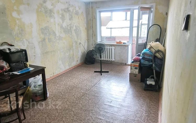 2-комнатная квартира · 41 м² · 3/5 этаж, Майкудук, Майкудук, 16й микрорайон 5 за 8.9 млн ₸ в Караганде, Алихана Бокейханова р-н — фото 2