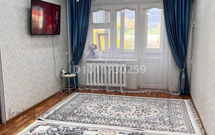 3-комнатная квартира · 58 м² · 4/5 этаж, Ескалиева — Район 3 поликлиники филормонии за 15 000 ₸ в Уральске — фото 2