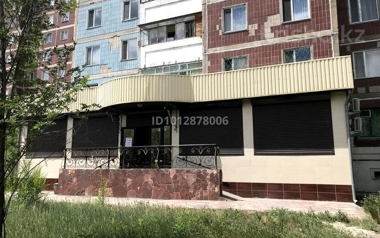 Свободное назначение, офисы, магазины и бутики, общепит, салоны красоты, медцентры и аптеки, образование, развлечения · 169 м² за 55 млн ₸ в Караганде, Казыбек би р-н — фото 2