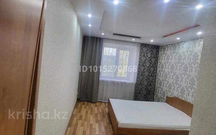 3-комнатная квартира · 60 м² · 5/9 этаж, Бурова 14 за 220 000 ₸ в Усть-Каменогорске, Ульбинский — фото 2
