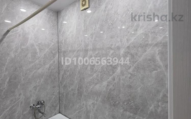 1-бөлмелі пәтер · 38.5 м² · 8/9 қабат, мкр Кунаева 57 — напротив Салтанат сарайы, школа 44., бағасы: 17.5 млн ₸ в Уральске — фото 2