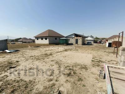 Отдельный дом · 3 комнаты · 75 м² · 8 сот., Шапагат 23 — Енбекшиарал, возле старой школы за 15 млн ₸ в Узынагаш