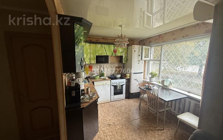 3-бөлмелі пәтер · 70 м², кабанбай батыра 72, бағасы: 33 млн ₸ в Усть-Каменогорске — фото 2