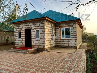Отдельный дом • 5 комнат • 100 м² • 10 сот., Отан 15/1 — Астана за 24 млн 〒 в Круглоозерном