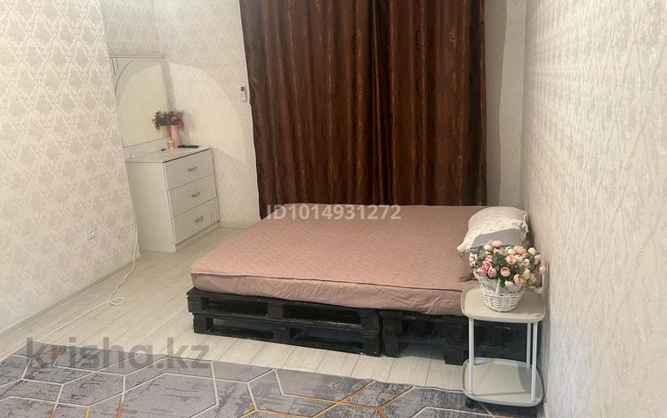 1-комнатная квартира · 48 м² · 8/9 этаж, Байдибек би 5 за 13 000 ₸ в Шымкенте — фото 2