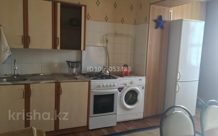 1-комнатная квартира · 41 м² · 5/5 этаж, 14-й мкр 27 за 90 000 ₸ в Актау — фото 2
