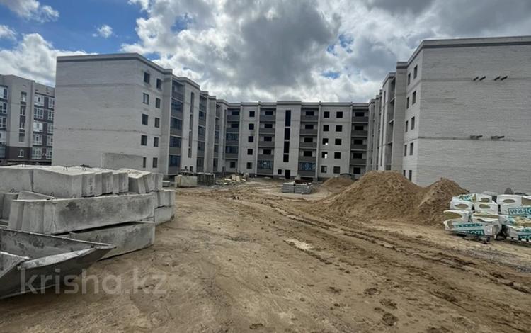 2-бөлмелі пәтер · 80.22 м² · 5/5 қабат, мкр. Алтын орда 355, бағасы: 13.8 млн ₸ в Актобе — фото 2