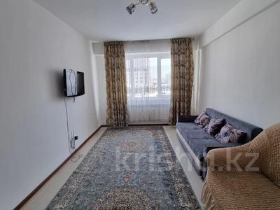3-комнатная квартира, 60 м², 3/5 этаж помесячно, Болашак 32 за 120 000 〒 в Талдыкоргане, мкр Болашак