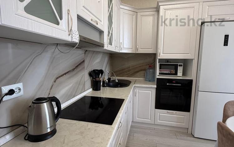 2-комнатная квартира · 51 м² · 9/10 этаж, Ильяс Омаров 27 за 350 000 ₸ в Астане, Нура р-н — фото 9