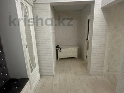 3-бөлмелі пәтер · 68 м² · 1/5 қабат, Толе би 137, бағасы: 14 млн ₸ в 