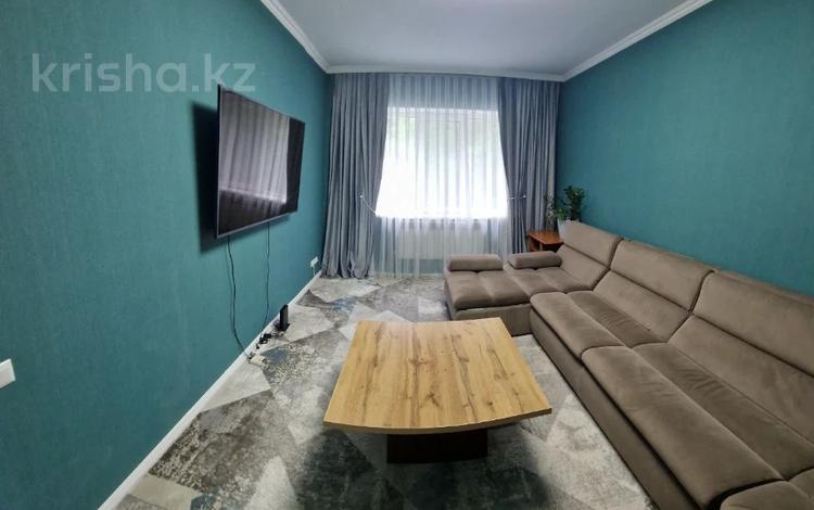 2-комнатная квартира · 61 м² · 4/5 этаж, Муратбаева — СРОЧНО ПО ЛУЧШЕЙ ЦЕНЕ!!!!!ПРОХОДИТ ИПОТЕКУ В ЛЮБОМ БАНКЕ!!!!! за 50.5 млн ₸ в Алматы, Алмалинский р-н — фото 2