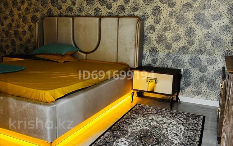 2-комнатная квартира · 82 м² · 1/5 этаж, Тауелсіздік 4 — Набережная Ер Ару за 350 000 ₸ в  — фото 16
