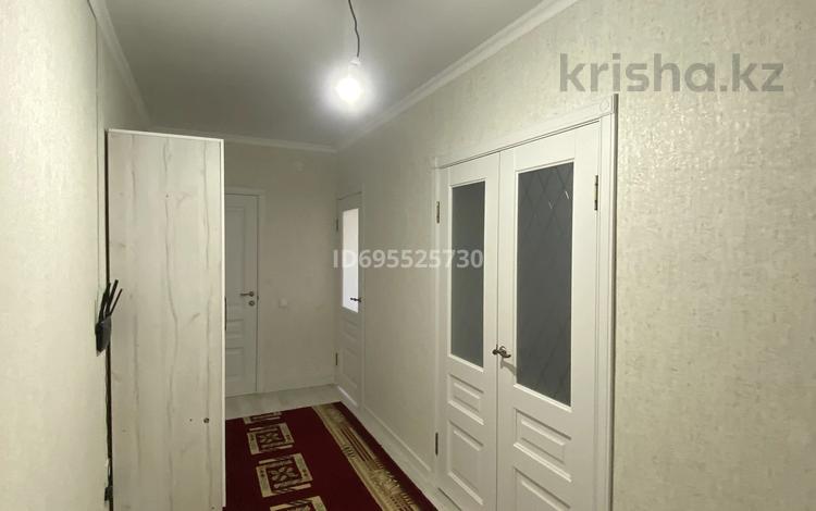 2-бөлмелі пәтер · 58 м² · 4/5 қабат, Г.Туркестан 9 — Шнос, бағасы: 110 000 ₸ — фото 2