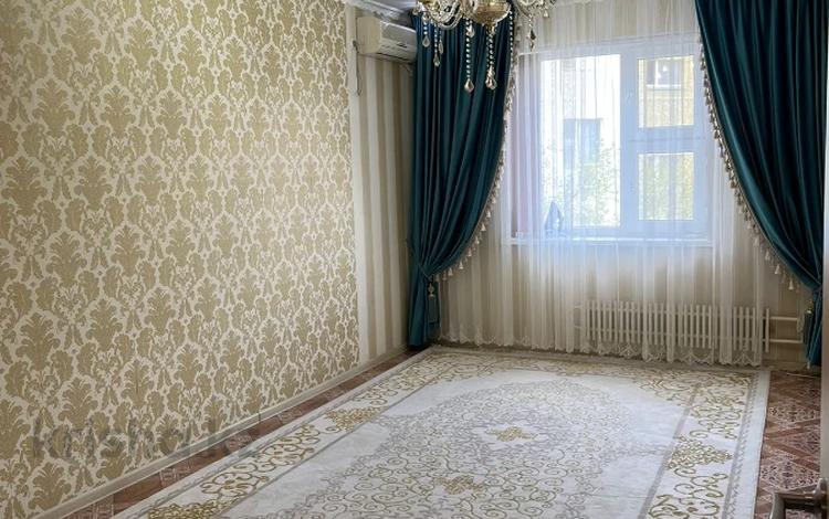 4-бөлмелі пәтер · 92 м² · 4/5 қабат, 29-й мкр 17, бағасы: 24 млн ₸ в Актау — фото 2