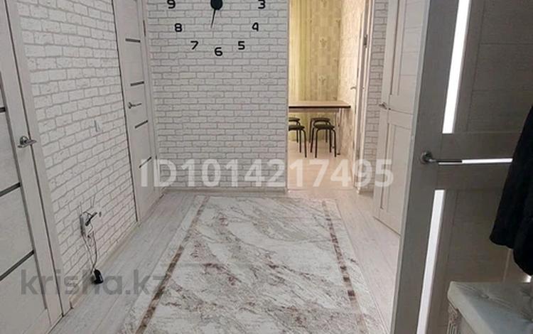 1-комнатная квартира · 47 м² · 3/5 этаж, мкр. Алтын орда 8 — Напротив супермаркет Дина за 130 000 ₸ в Актобе — фото 2