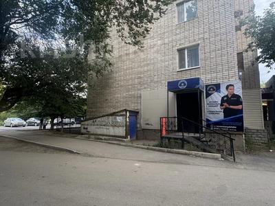 Еркін, кеңселер, дүкендер мен бутиктер, қоғамдық тамақтану орны, сұлулық салондары, медорталықтар мен дәріханалар, білім орталықтары, ойын-сауық · 50 м², бағасы: 24.5 млн ₸ в Актобе, Старый город