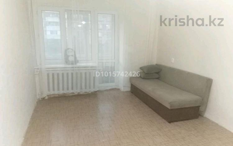 1-бөлмелі пәтер · 34 м² · 5/5 қабат, 27-шағынаудан, Мкр Юго-Восток, 27й микрорайон 17 — Язева, бағасы: 150 000 ₸ в Караганде, Казыбек би р-н — фото 2