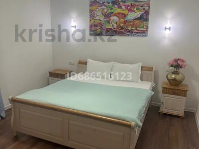 3-комнатная квартира · 65 м² · 2/3 этаж, Абая 20 — Новая площадь за 35 000 ₸ в Алматы, Медеуский р-н