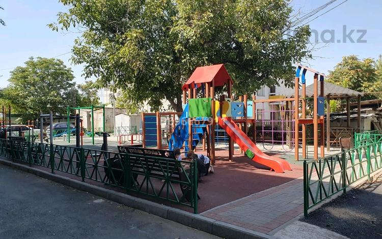 2-бөлмелі пәтер · 57 м² · 4/5 қабат, Безделева 4, бағасы: 25.5 млн ₸ в Шымкенте, Енбекшинский р-н — фото 2