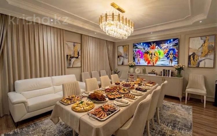 3-комнатная квартира · 190 м² · 4/6 этаж, Сатпаева 39 Б за 28 000 ₸ в Атырау — фото 10
