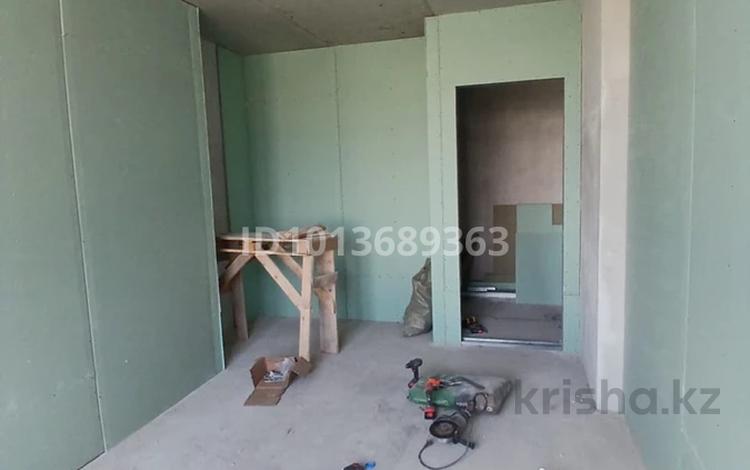 2-комнатная квартира · 75.6 м² · 5/9 этаж, Проспект Каныша Сатпаева 15 e за 42 млн ₸ в Усть-Каменогорске — фото 2