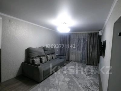 1-комнатная квартира, 34 м², 2/4 этаж, Жетысу 17 за 12 млн 〒 в Талдыкоргане, мкр Жетысу