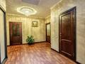 4-комнатная квартира, 200 м², 13 этаж посуточно, Аль-Фараби 7к5А за 49 900 〒 в Алматы — фото 2