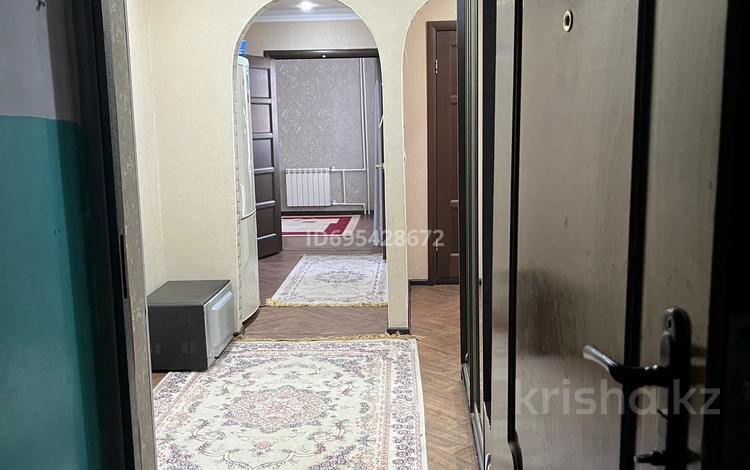4-комнатная квартира · 82 м² · 5/9 этаж, мкр Кунаева за 24 млн ₸ в Уральске — фото 2