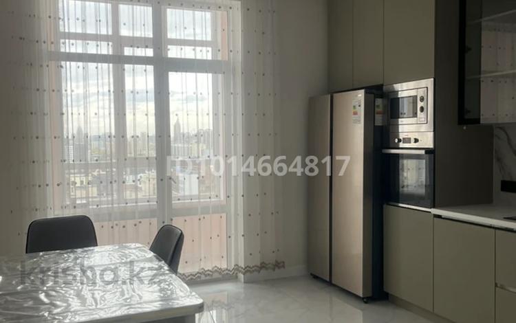 2-комнатная квартира · 74 м², Туран 44Б за 350 000 ₸ в Астане, Есильский р-н — фото 2
