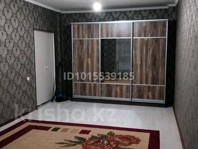 1-бөлмелі пәтер · 45 м² · 3/5 қабат, Асар-2 ш/а 12/1, бағасы: 130 000 ₸ в Шымкенте, Абайский р-н