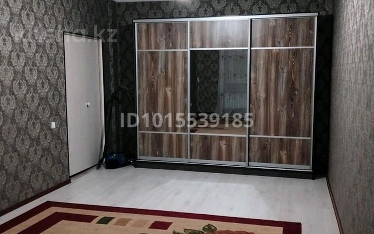 1-бөлмелі пәтер · 45 м² · 3/5 қабат, Асар-2 ш/а 12/1, бағасы: 130 000 ₸ в Шымкенте, Абайский р-н — фото 2