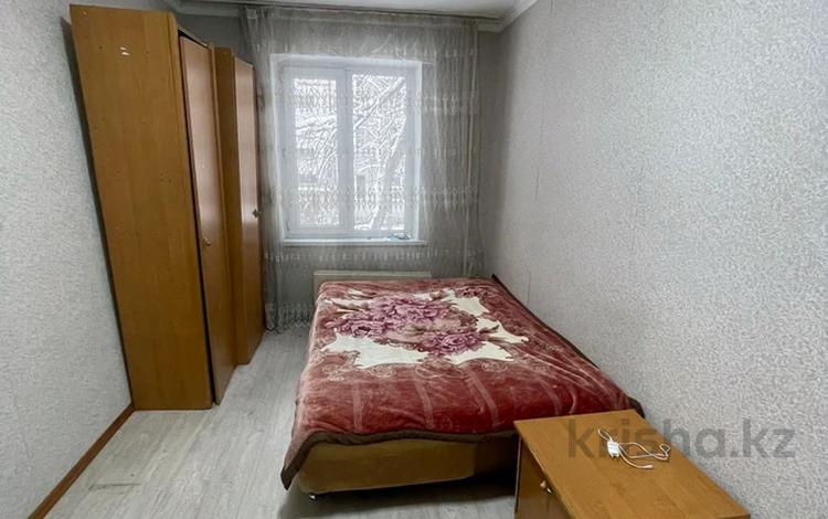 1-комнатная квартира, 18 м², 2/4 этаж, Абылайхана за 7.7 млн 〒 в Алматы, Алмалинский р-н — фото 2