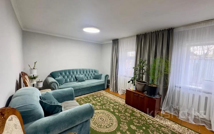Отдельный дом · 3 комнаты · 72 м² · 8 сот., мкр Михайловка , Переулок Сквозной за 16.5 млн ₸ в Караганде, Казыбек би р-н — фото 2