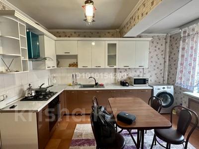 3-комнатная квартира · 90 м² · 2/5 этаж, Жангельдина 1 за 66 млн ₸ в Алматы, Медеуский р-н