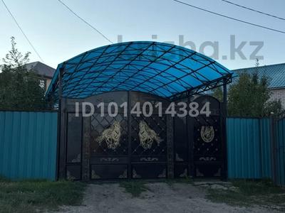 Отдельный дом · 7 комнат · 230 м² · 8 сот., Старый город, Матросова 20 — Мед.колледж за 50 млн ₸ в Актобе