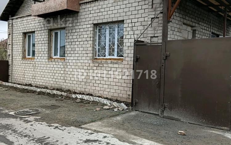 Отдельный дом · 3 комнаты · 200 м² · 6 сот., Смоленская 87/2 за 30 млн ₸ в Павлодаре — фото 2