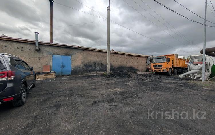 Свободное назначение, склады, азс, автосервисы и автомойки · 765 м² за 150 млн ₸ в Караганде, Казыбек би р-н — фото 2